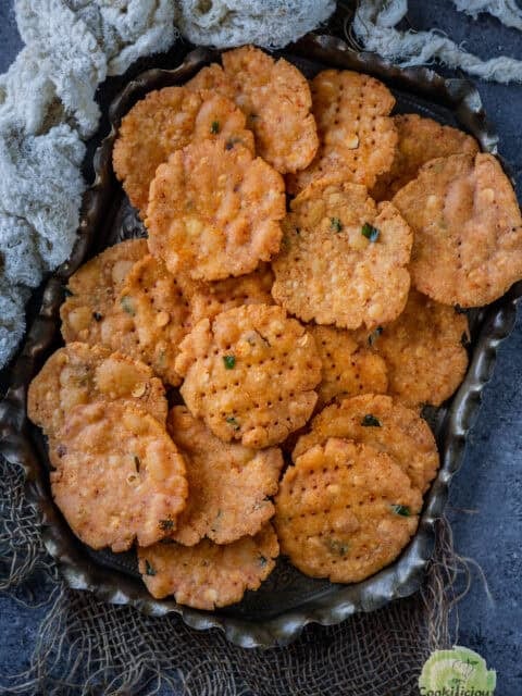 Tamil-style Thattai snack served in a tray.