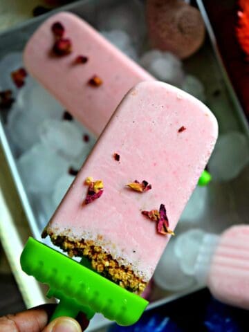 Strawberry Cheesecake Popsicle With Granola