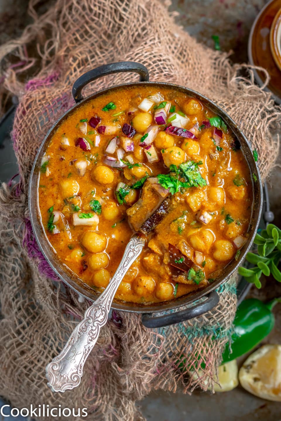 South Indian Chickpeas Curry | Chettinad Kondai Kadalai Kuzhambu