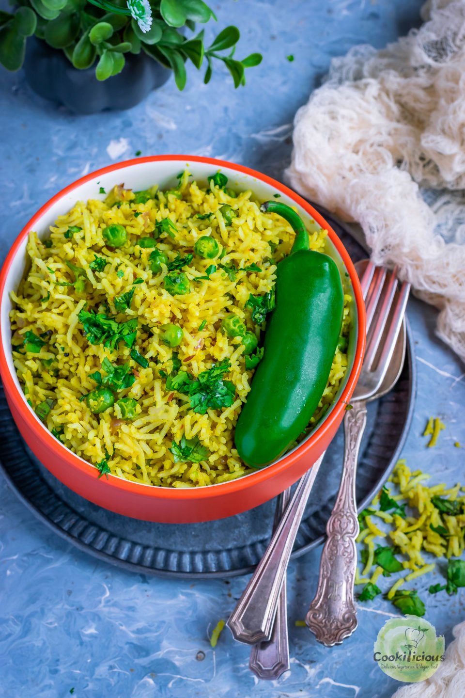 close up shot of a bowl filled with Green Peas Pulao