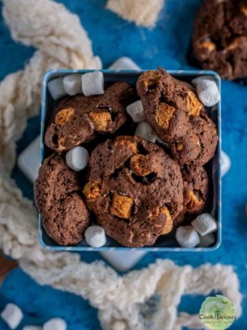 a bowl of Vegan Marshmallow Chocolate Cookies