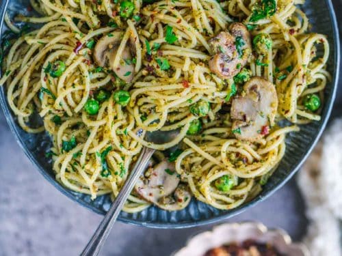 Almond Picada Pesto Spaghetti - Vegan Pesto Recipe