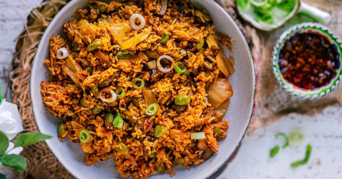 Best Korean Gochujang Kimchi Fried Rice In 15 Minutes – Cookilicious