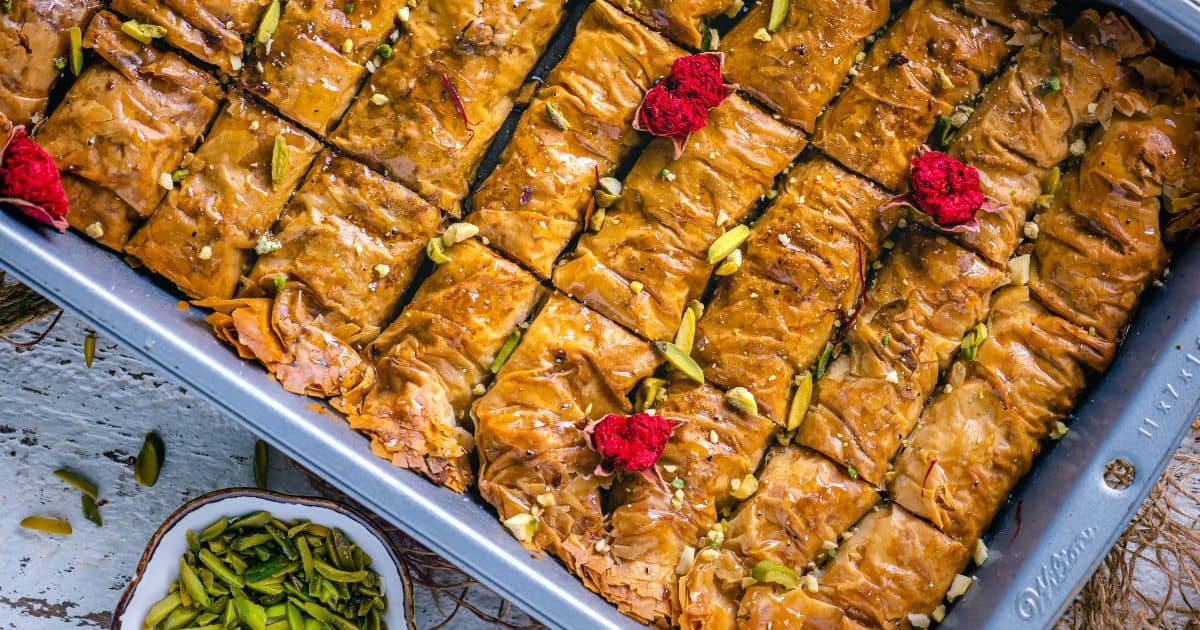 Vegan Baklava Rolls  Karanji Baklava – Cookilicious