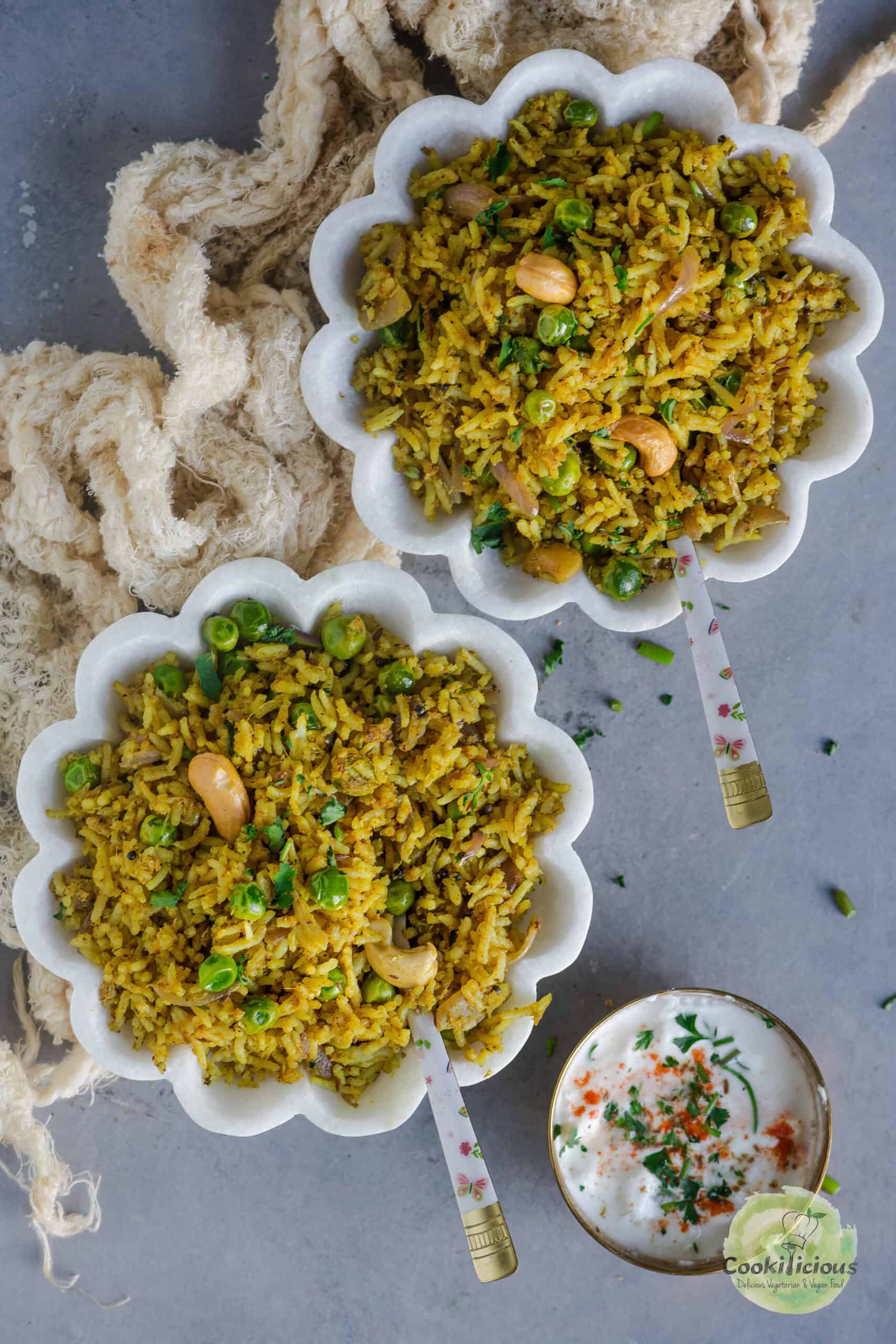 2 bowls of seasoned peas and rice.