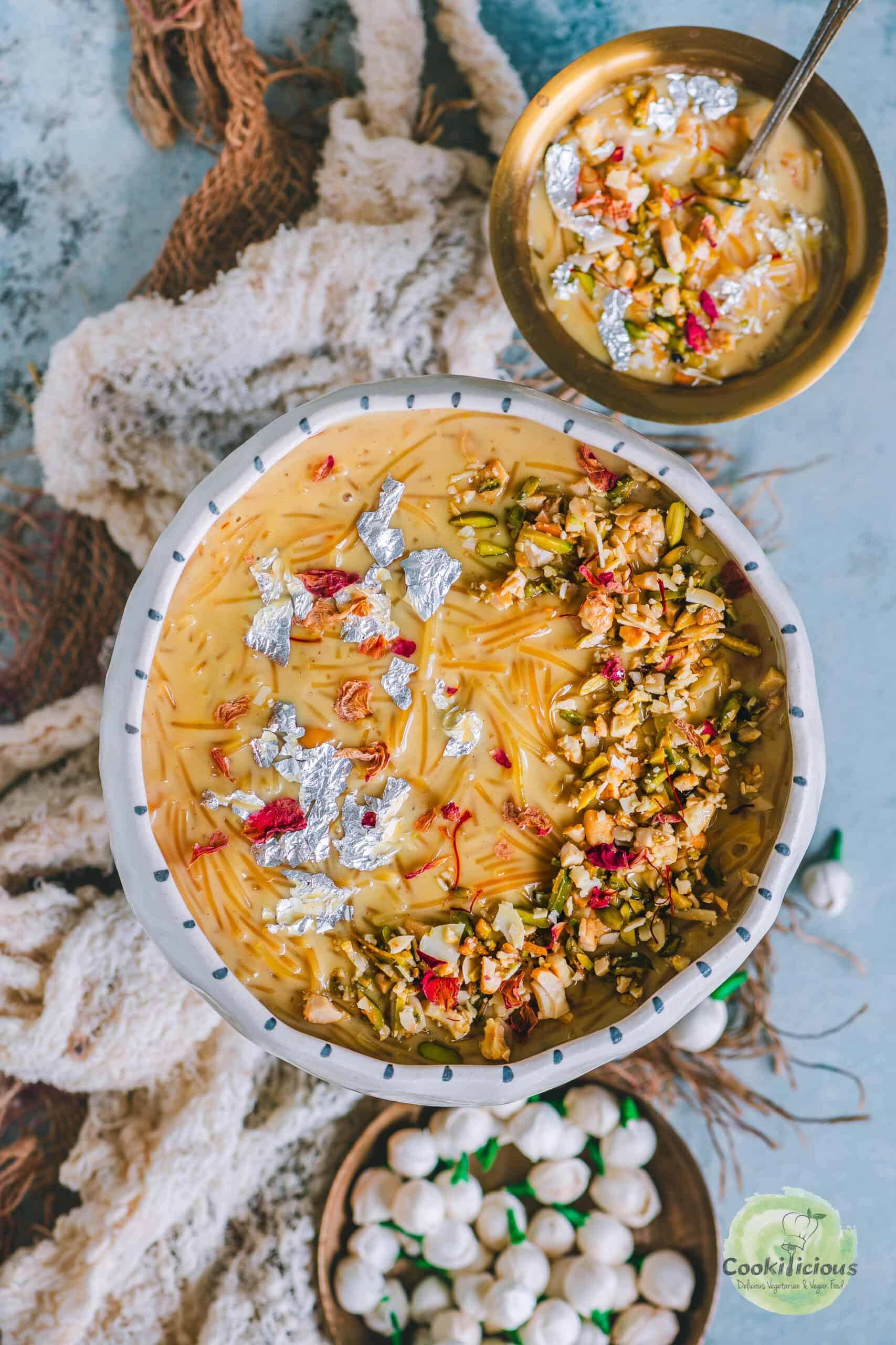 2 bowls of Semiyan Payasam.